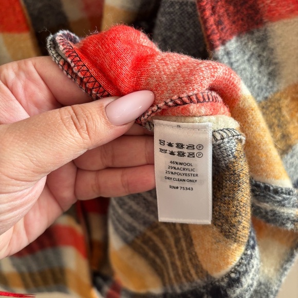 Cynthia Rowley New York Plaid Coat Size Small NWT Wool Blend Fall Cozy - Picture 6 of 6